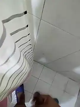 Snapshot of ivanverga14cm chatting on May 2026 08:18:01 PM ivanverga14cm online show from May 2026 08:18:01 PM