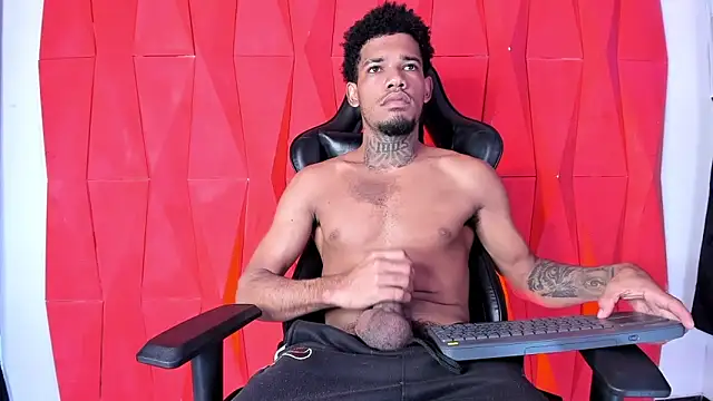 Nehemiaa boy online show from May 2026 02:23:01 PM