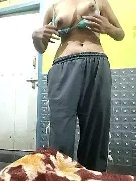 Snapshot of Anika6 chatting on February 2026 02:28:01 PM Anika6 online show from February 2026 02:28:01 PM