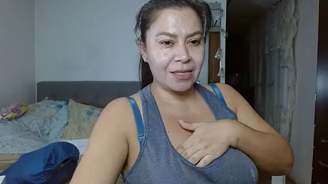 Snapshot of Karo_sexy chatting on February 2025 05:12:02 AM Karo sexy online show from February 2025 05:12:02 AM
