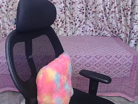 Snapshot of Bold-camlin chatting on February 2026 05:28:02 AM Bold-camlin online show from February 2026 05:28:02 AM