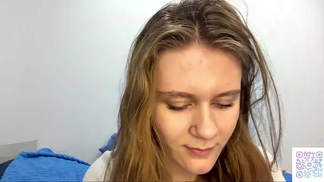 EmiliBreeze online show from February 2026 01:25:01 PM