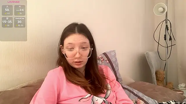 LakendraNoren online show from March 2026 07:34:02 AM