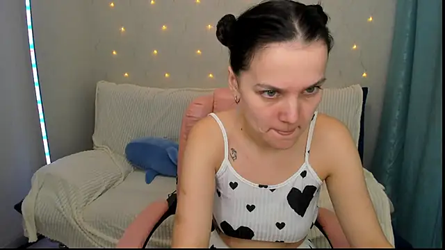 RealJessy  online show from February 2026 03:23:01 AM