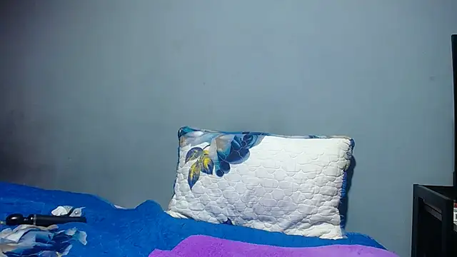 Snapshot of SEXYBUSTYEBONYXX chatting on March 2026 04:50:01 AM SEXYBUSTYEBONYXX online show from March 2026 04:50:01 AM