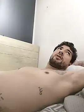 Camilo696903 online show from February 2026 10:30:02 PM