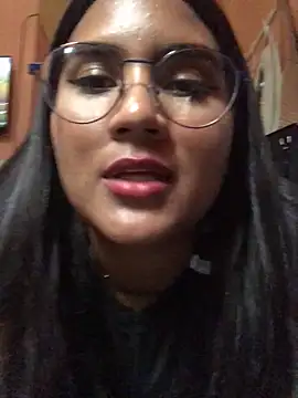 Zoe Renata online show from June 2026 09:06:01 PM
