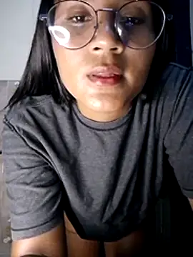 Zoe Renata online show from June 2026 03:53:02 AM