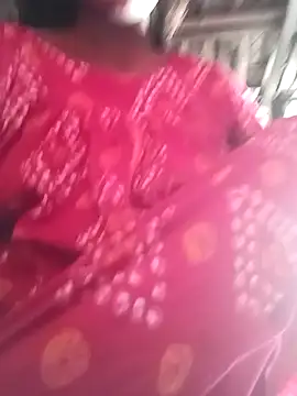 Snapshot of Queen_brishty05 chatting on February 2026 09:06:01 AM Queen brishty05 online show from February 2026 09:06:01 AM