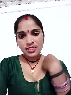 Komal4050 online show from February 2026 02:36:01 PM