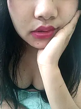 Snapshot of EliraMoon chatting on March 2026 11:52:02 PM EliraMoon online show from March 2026 11:52:02 PM