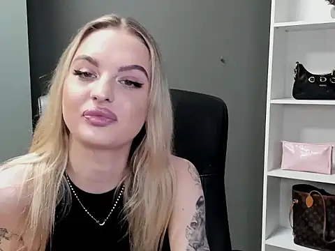 BlankaXCute online show from February 2026 03:27:01 PM