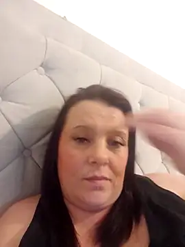 louisa36 online show from March 2026 10:04:01 PM