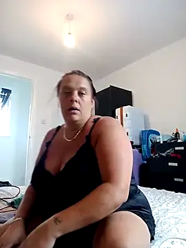 louisa36 online show from May 2026 09:04:01 AM