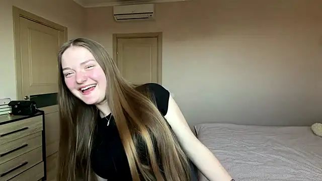 Milayouknow online show from May 2026 02:24:02 PM