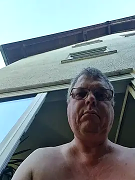 nackedei071 online show from May 2026 05:12:01 AM