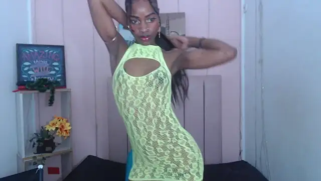 charlothcameronrs707 online show from May 2026 12:10:01 PM