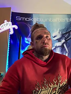 Snapshot of Smokebluntafterblunt chatting on March 2026 11:23:01 PM Smokebluntafterblunt online show from March 2026 11:23:01 PM