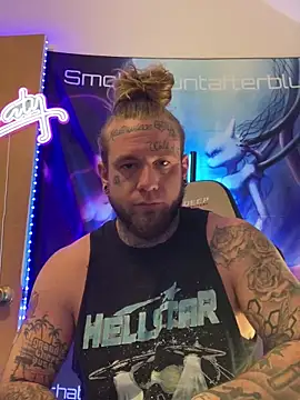 Snapshot of Smokebluntafterblunt chatting on March 2026 02:09:02 PM Smokebluntafterblunt online show from March 2026 02:09:02 PM