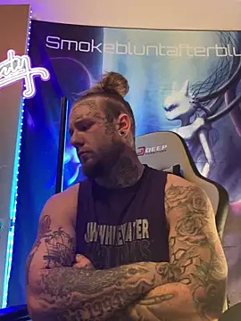 Snapshot of Smokebluntafterblunt chatting on March 2026 07:03:02 AM Smokebluntafterblunt online show from March 2026 07:03:02 AM