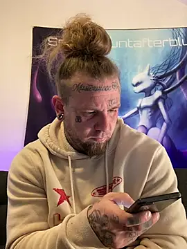 Snapshot of Smokebluntafterblunt chatting on April 2026 12:44:02 PM Smokebluntafterblunt online show from April 2026 12:44:02 PM
