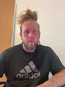 Snapshot of Smokebluntafterblunt chatting on July 2026 11:34:02 PM Smokebluntafterblunt online show from July 2026 11:34:02 PM