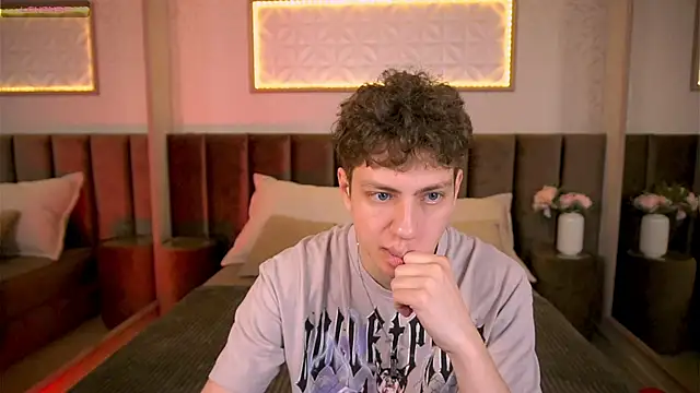 StefanBev online show from February 2026 07:32:02 PM