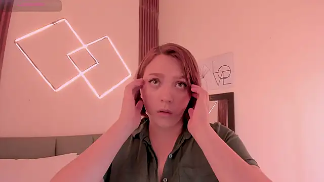 SimonaStar online show from March 2026 12:54:02 PM