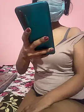 Snapshot of Hello_Priya16 chatting on March 2026 06:10:01 PM Hello Priya16 online show from March 2026 06:10:01 PM