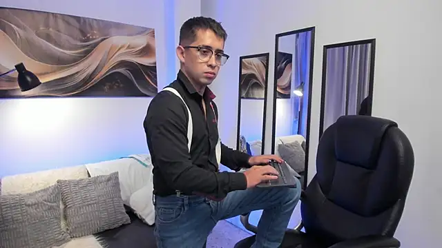 Snapshot of Tommas_Jhonson chatting on March 2026 08:26:33 AM Tommas Jhonson online show from March 2026 08:26:33 AM