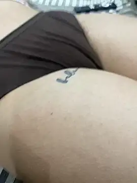 unicornbabe23 online show from June 2026 02:33:01 PM