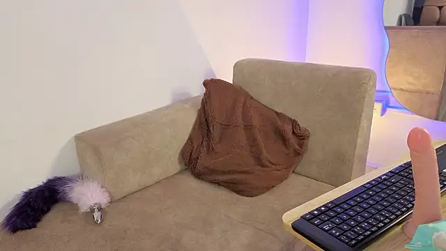 Snapshot of Scarlett_Walker05 chatting on March 2026 01:16:02 PM Scarlett Walker05 online show from March 2026 01:16:02 PM