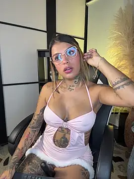 Abi sexxx1 online show from February 2026 09:00:02 PM