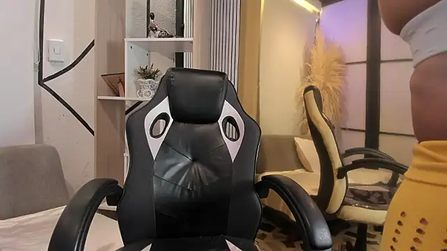 Abi sexxx1 online show from March 2026 09:43:01 PM