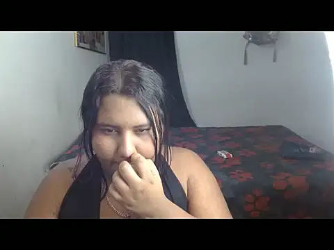 naomyandpablot online show from April 2026 04:37:01 AM