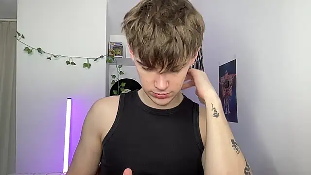 YourMilkyGuy online show from June 2026 12:52:02 PM