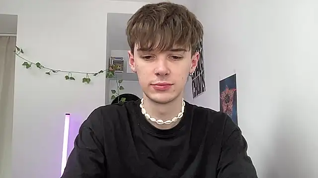YourMilkyGuy online show from June 2026 09:47:02 AM