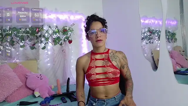 Snapshot of Fit_valkiria chatting on March 2026 07:07:01 PM Fit valkiria online show from March 2026 07:07:01 PM