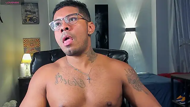 LEOHRDZ online show from March 2026 03:22:01 AM