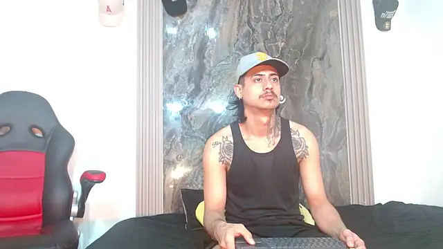 Damian-and-Camerum online show from April 2026 03:20:02 AM