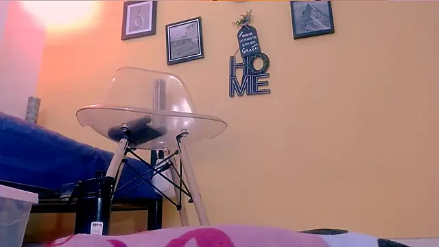 Snapshot of sexiempoderada18 chatting on May 2026 01:51:02 PM sexiempoderada18 online show from May 2026 01:51:02 PM