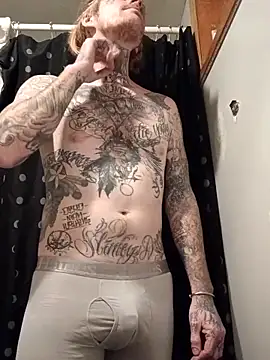 Snapshot of Papabear6122 chatting on February 2026 05:03:02 AM Papabear6122 online show from February 2026 05:03:02 AM