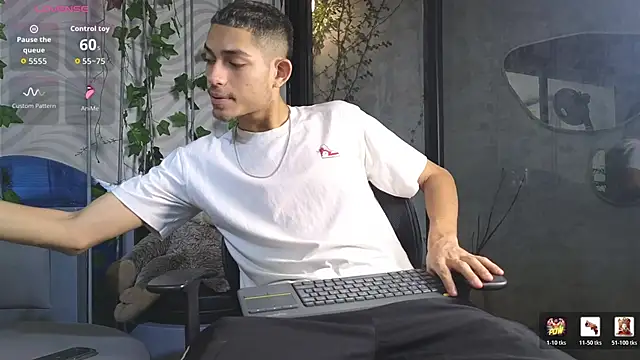 ItsZairen online show from June 2026 03:39:02 AM