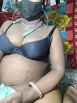 Snapshot of PRIYAGOYAL chatting on July 2026 06:11:01 PM PRIYAGOYAL online show from July 2026 06:11:01 PM