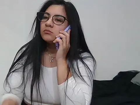 Agusgold22 online show from May 2026 03:39:02 PM