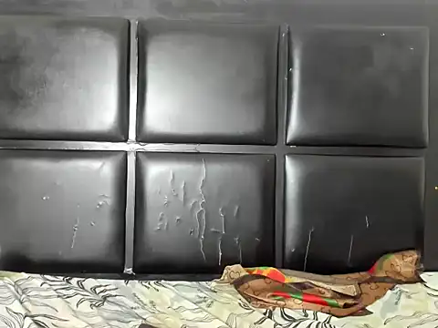 Sweetdelight85 online show from February 2026 12:03:01 AM