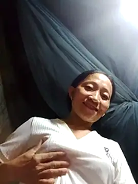 Snapshot of Linka998 chatting on March 2026 10:31:02 PM Linka998 online show from March 2026 10:31:02 PM