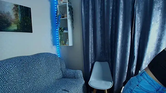 Snapshot of Erinn_Sky chatting on March 2026 06:23:01 PM Erinn Sky online show from March 2026 06:23:01 PM