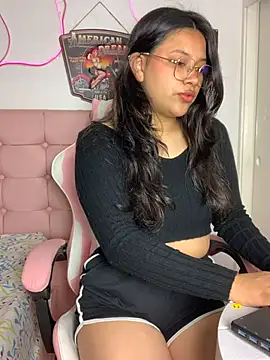 LilithRose  online show from February 2026 01:42:01 PM