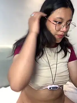 LilithRose  online show from March 2026 01:25:01 PM